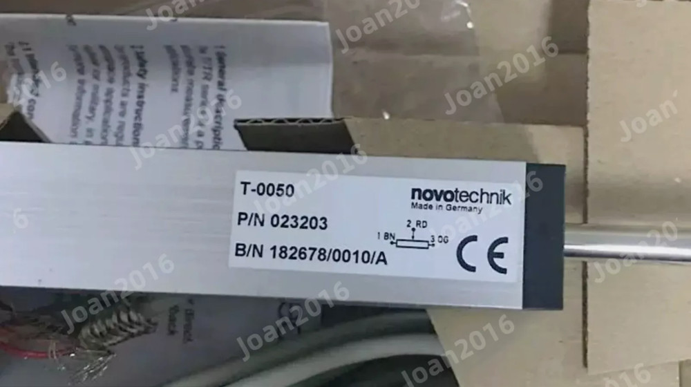 NOVOtechnik T-0050 displacement sensor