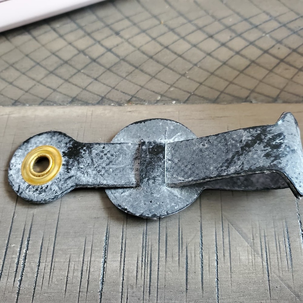 dozen Rooster Long Neoprene Hitches Secure Durable