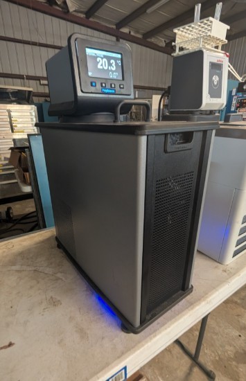 PolyScience AP07R-20-A11B chiller