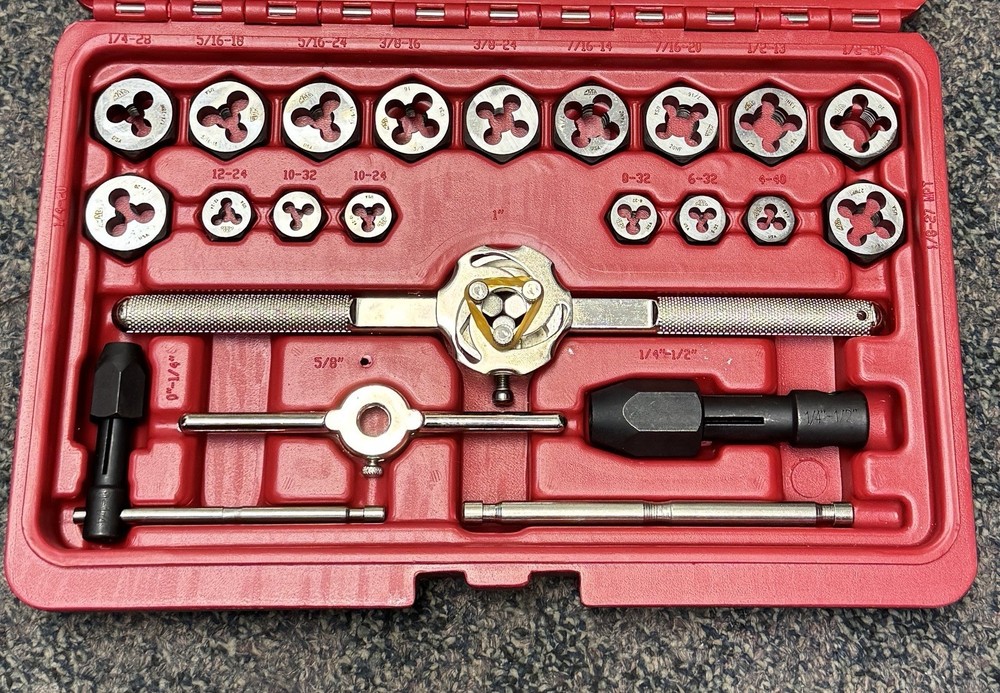 MAC Tools TD41SAES-US 41-PC. SAE Tap and Hex Die Set