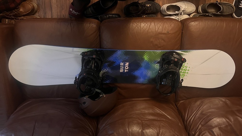 mens snowboard gear