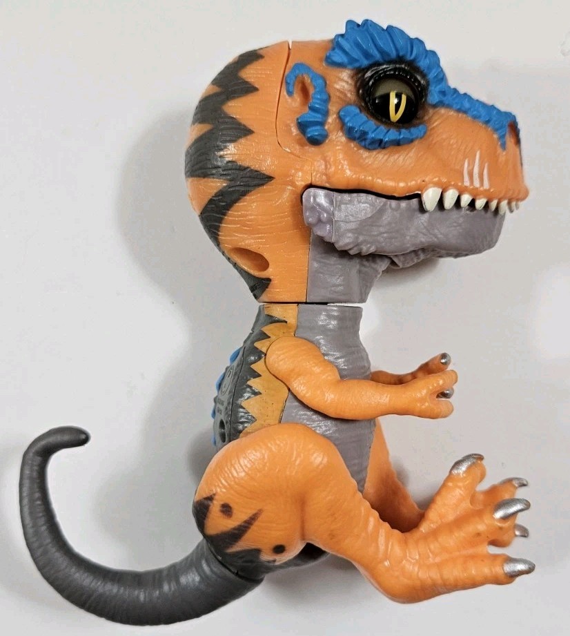 Untamed T-Rex - SCRATCH - Fingerlings Interactive Dinosaur 2017 - Tested Working