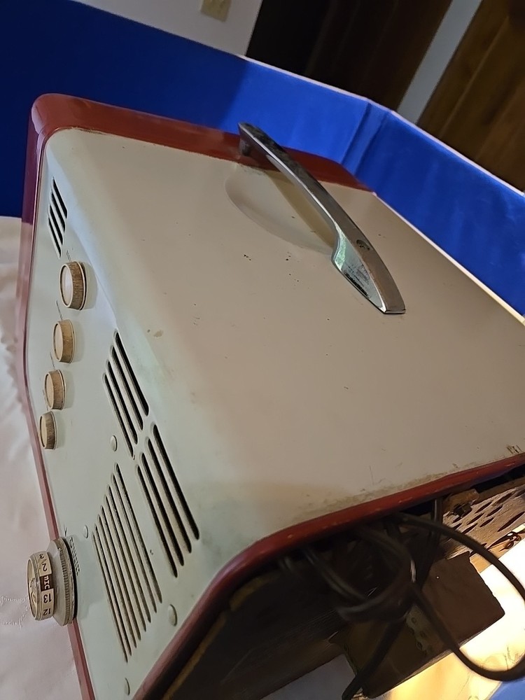 Vintage Portable General Electric TV