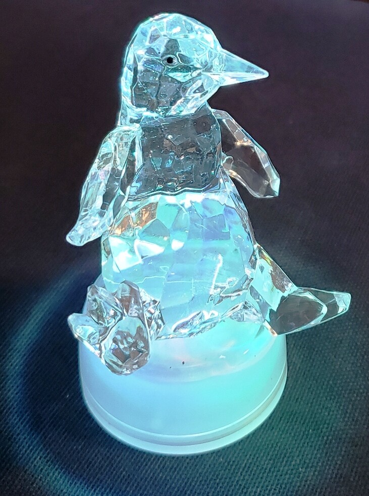 Very Nice 4" Plastic Clear Lightup Color-Changing Figure Decor Nightlight