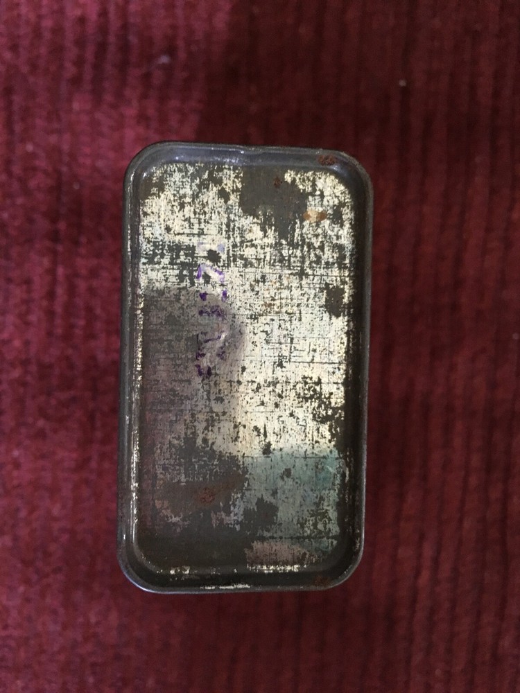 DURKEE - dehydrated PARSLEY FLAKES Tin - Used & Empty