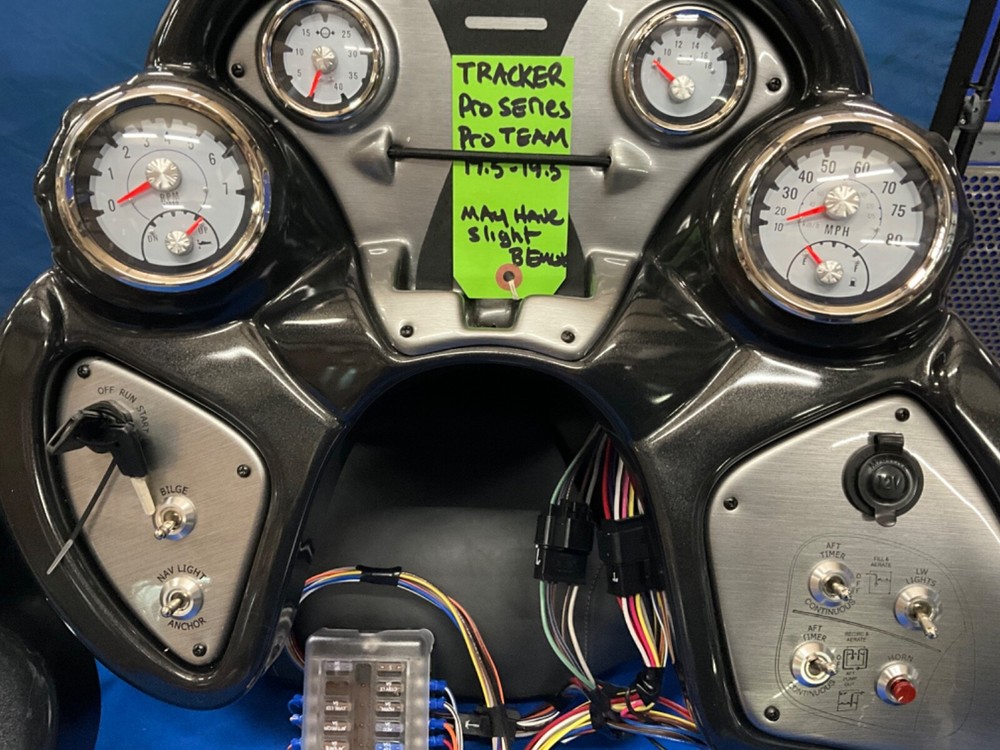 trackerboat , pro series dual ,gauge panel dash ,with dash box ,gauges