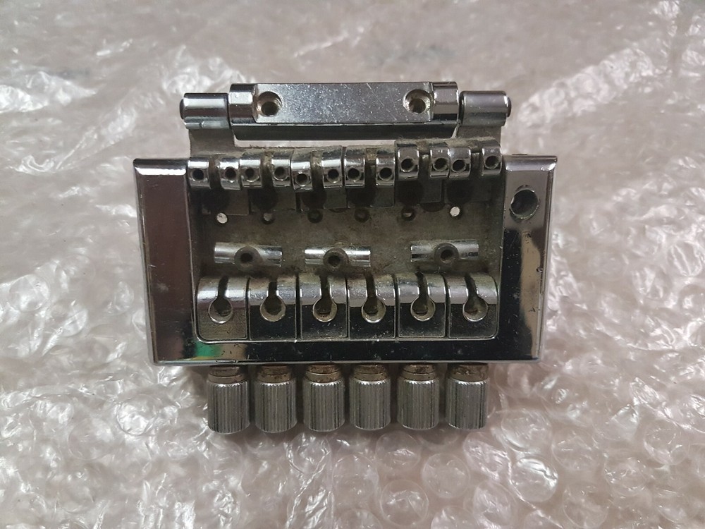 80's UNIQUE FINE TUNE TREMOLO