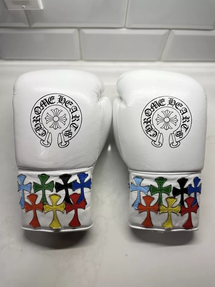 New Customized Chrome Heart Leather Boxing Gloves No Winning