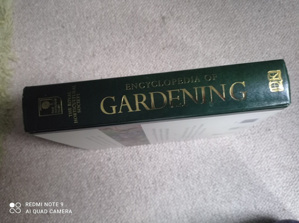 Encyclopaedia Of Gardening