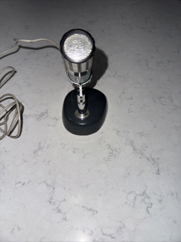 Vintage Calectro Q4-147 Dynamic Microphone with Stand