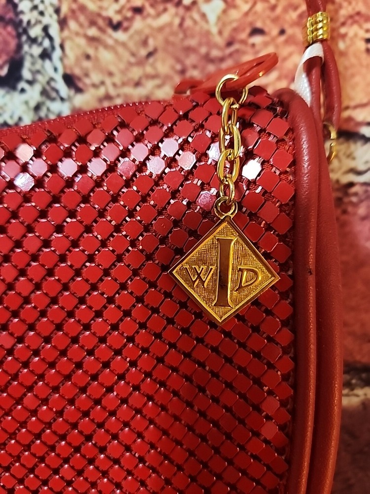 VINTAGE WHITING AND DAVIS RED MESH PURSE P6