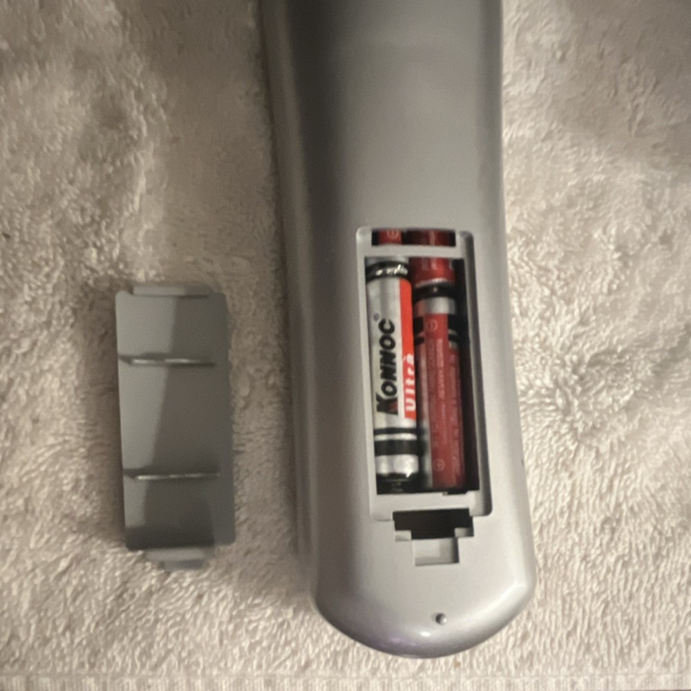 ATI Wireless Remote Control Silver Blue Multimedia Computer Remote for PC