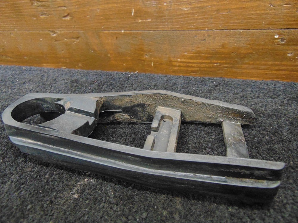 SUZUKI GSF600 BANDIT MK2 CHAIN RUNNER GUIDE SWING ARM PROTECTOR