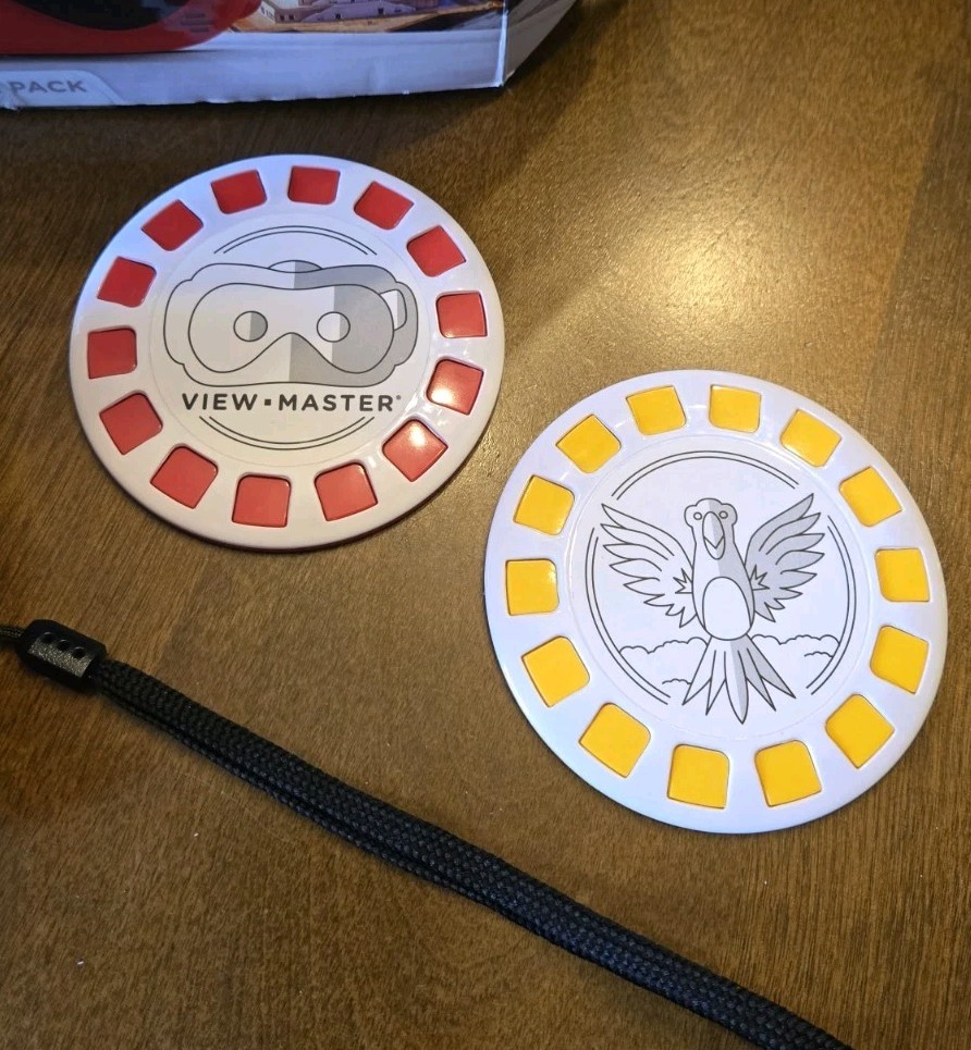 View Master Virtual Reality 360 Starter Kit & Additional Wildlife Viewing Disc