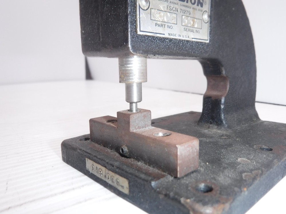 Cambion 3802 Hand Tool Press