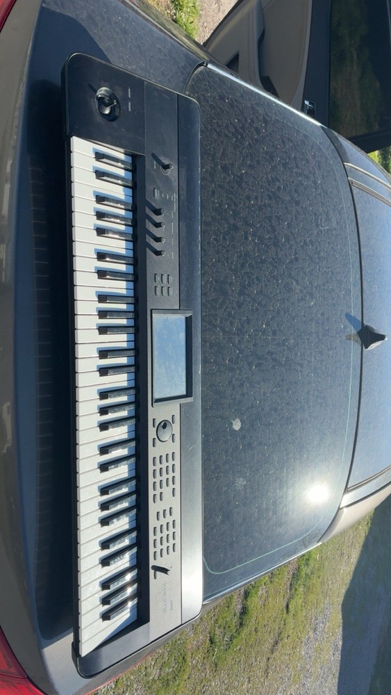 Korg Krome Music Workstation Electronic Keyboard 61