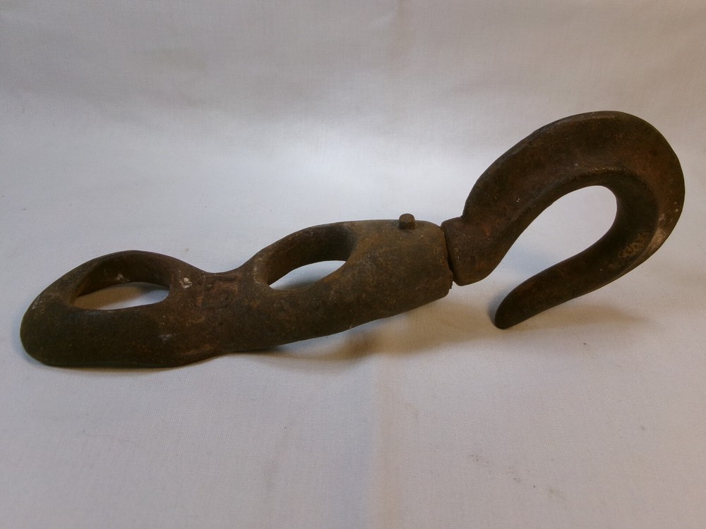 Antique Double Eye Swivel Barn Trolley Hook 57