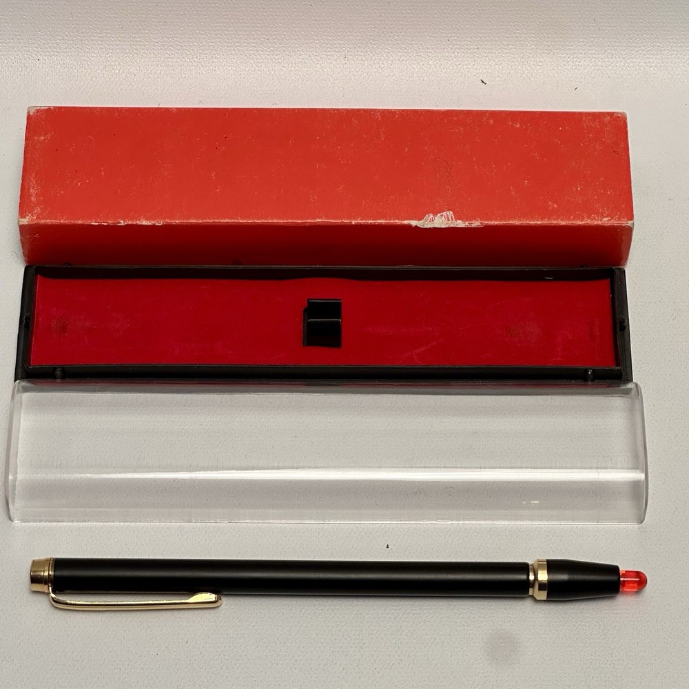 ntage Telescopic Illuminated Presentation Pointer Red Light Japan w/ Case MCM