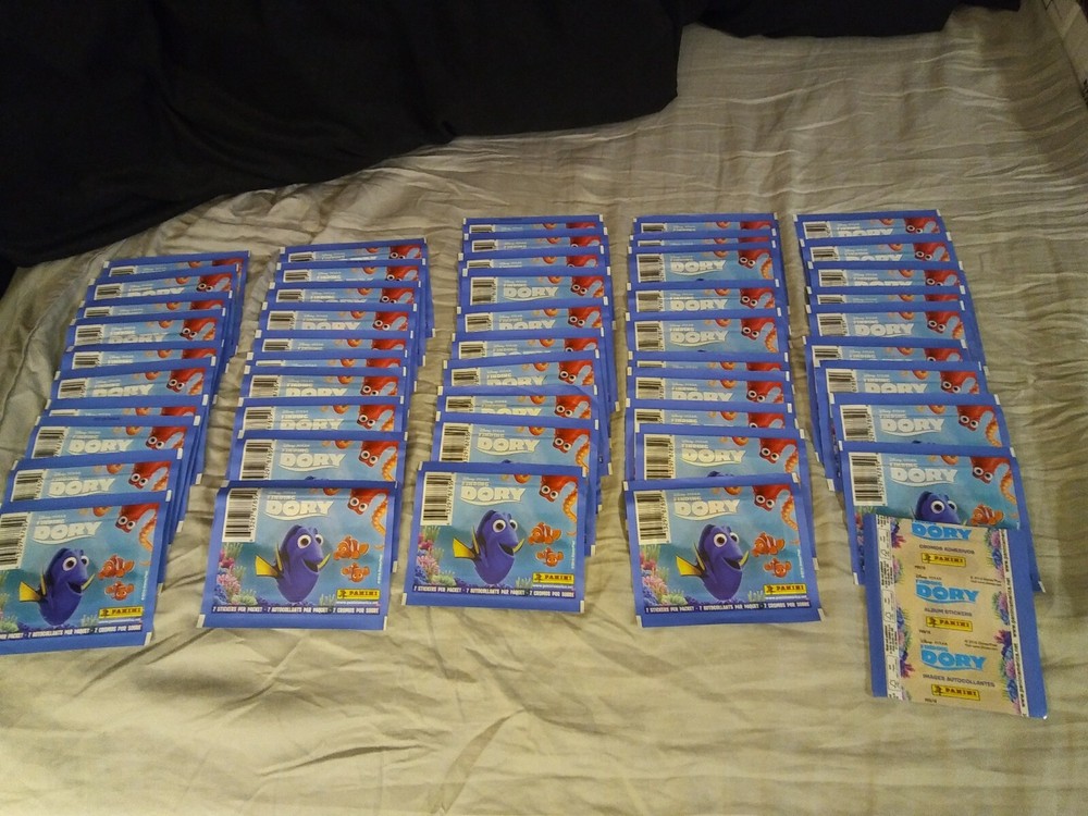 Panini "FINDING DORY" Disney Pixar (50) Sealed 7-Stickers Per Pack *NEW* 🔥