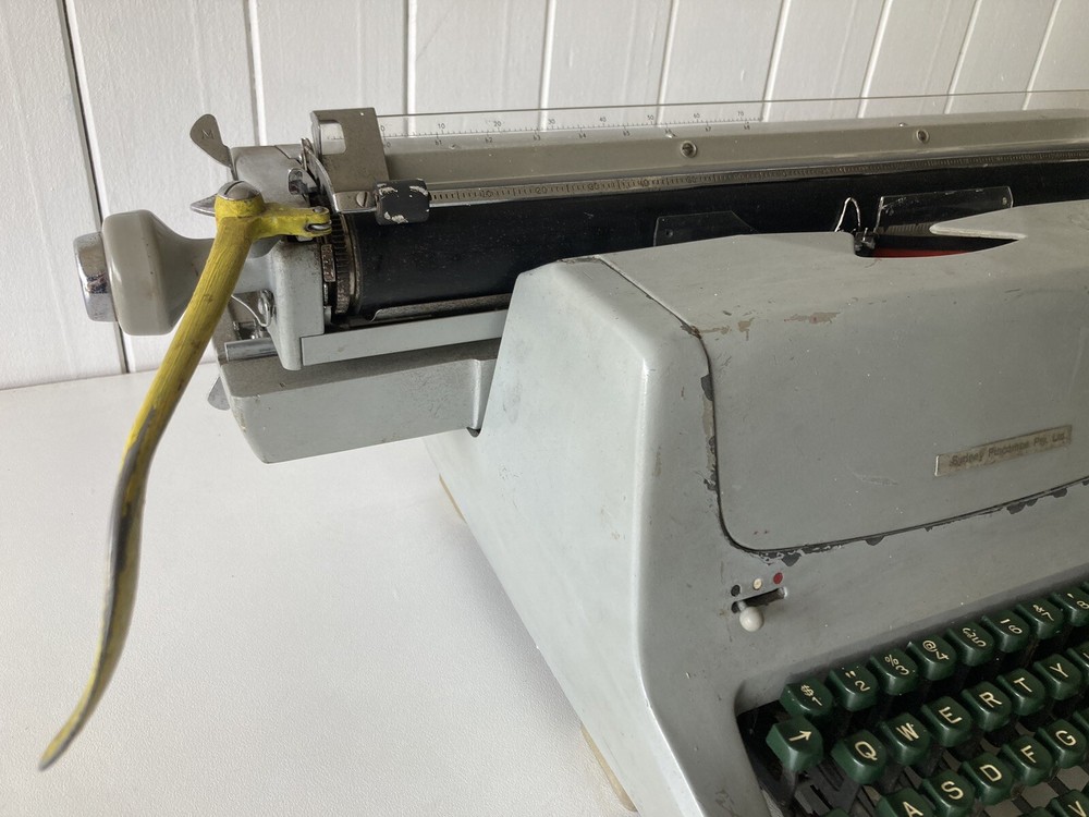 FACIT Desktop Typewriter *Designed by the legendary Sigvard Bernadotte