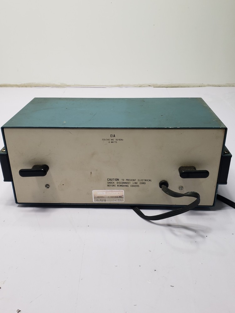 Heathkit Model IG-5218 Sine-Square Audio Generator 6 Watts Powers On Untested