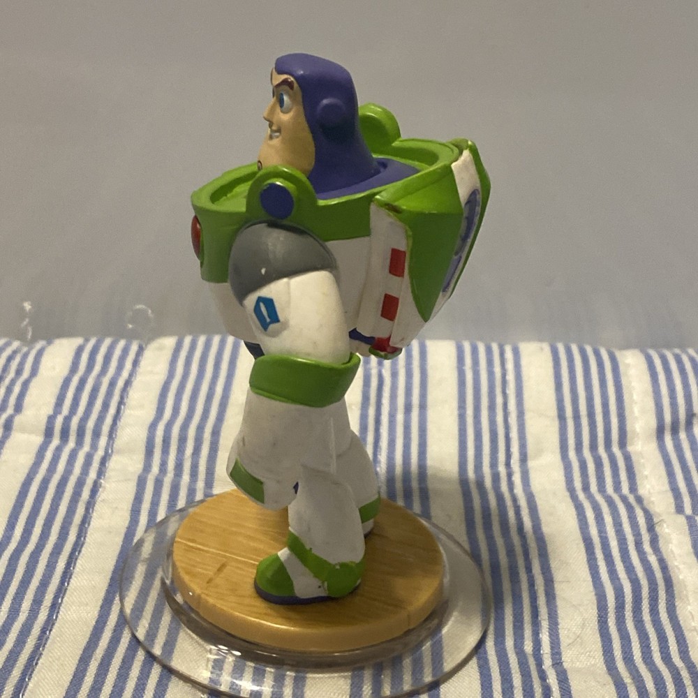 Lot 6: Disney Infinity | Pixar | Buzz Star Command Ship Tow Mater Nemo Ichabod