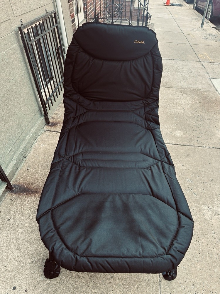 Cabelas Lounger Cot