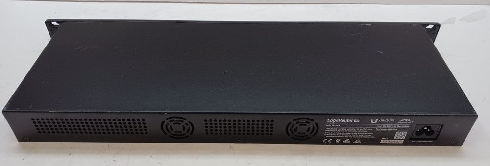 Ubiquiti Networks EdgeRouter Pro-8 Wired Router (ERPRO-8)