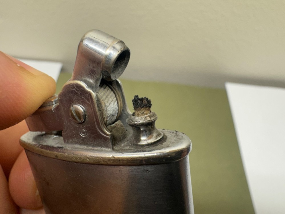 Vintage Ronson Standard Lighter