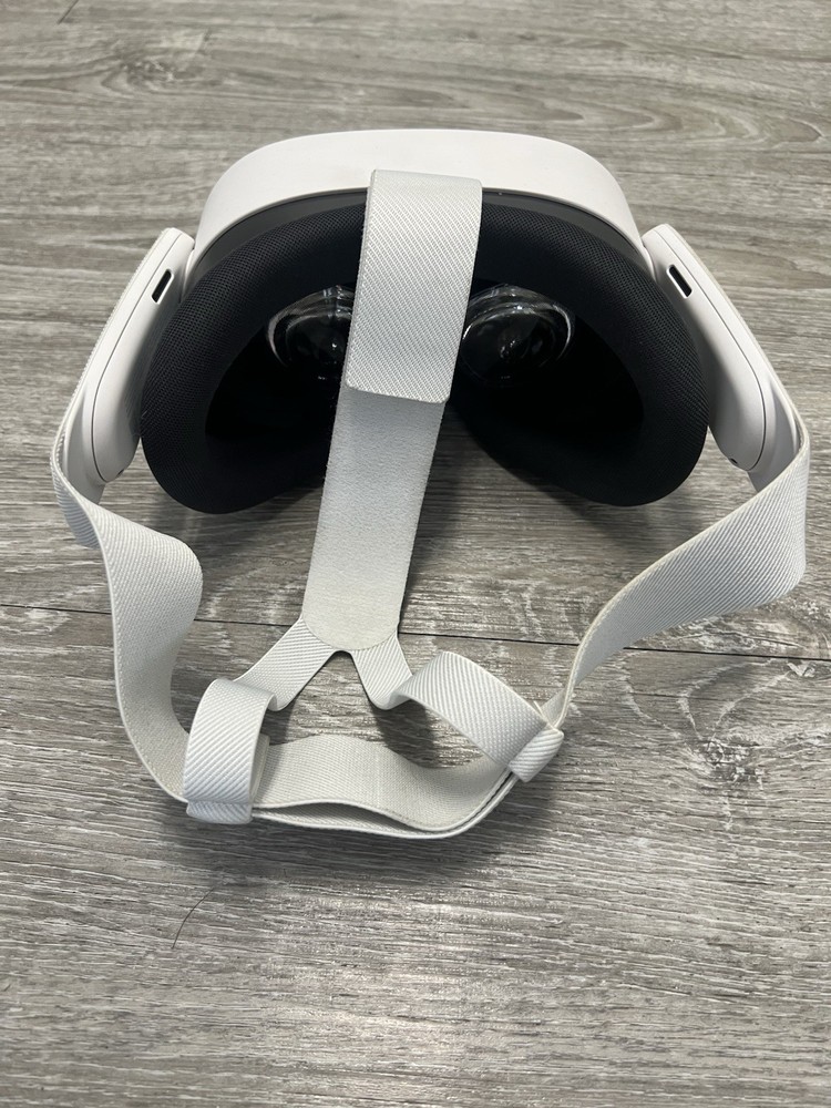 Oculus Meta Quest 3S 256GB HEADSET ONLY