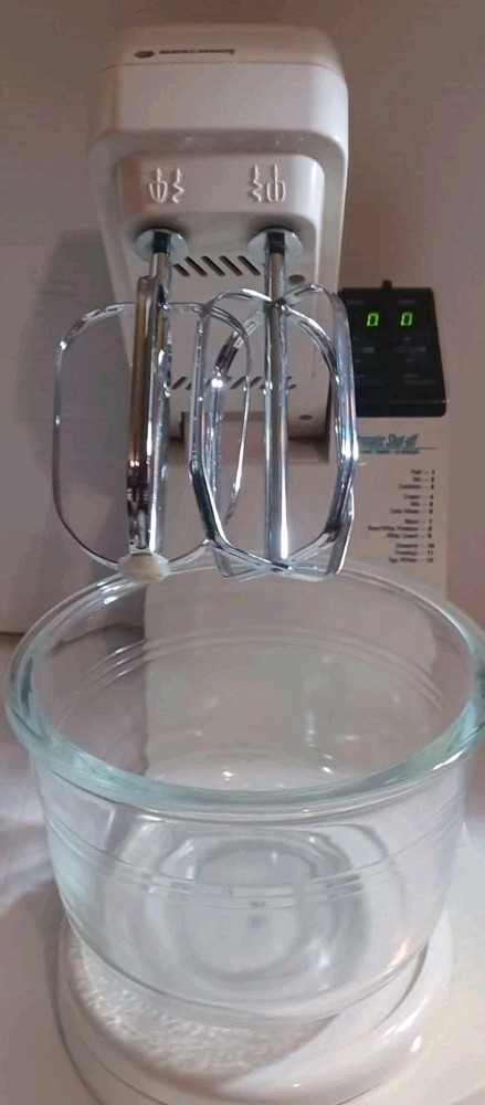 Vintage Black & Decker SM 100 Automatic Electronic Timer Shut Off 12-speed