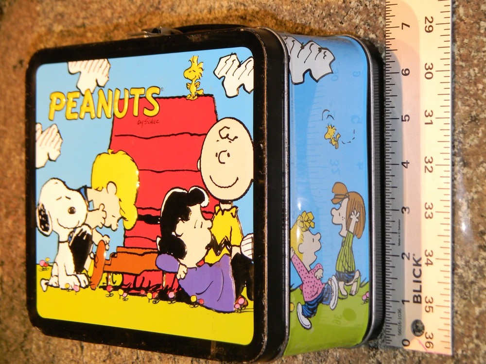 Peanuts Charlie Brown Metal Lunch Box Loungefly 2013