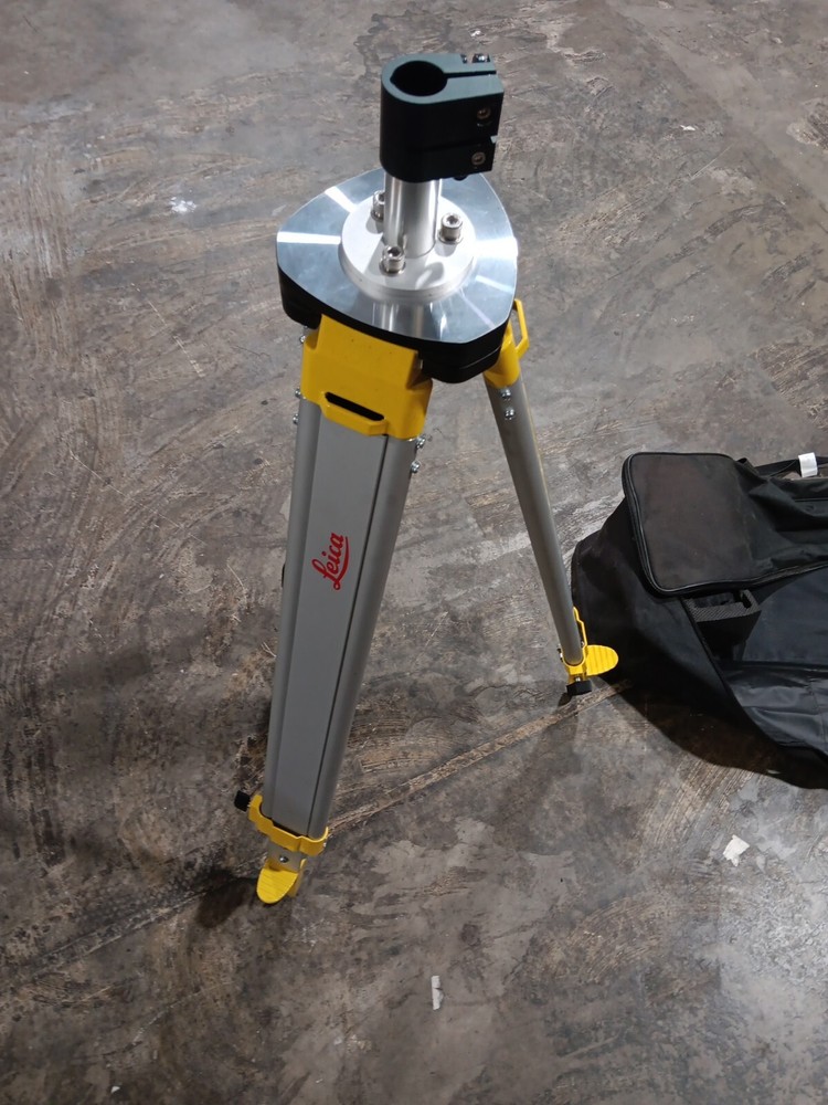 Leica Professional GST74 Tripod