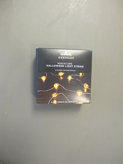 HALLMARK MINIATURE HALLOWEEN PUMPKINS LIGHT STRING - NEW