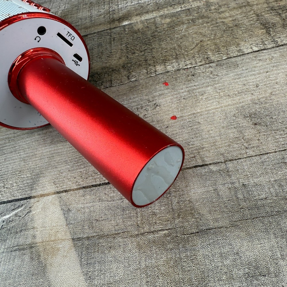 Wireless Bluetooth Karaoke Microphone Works