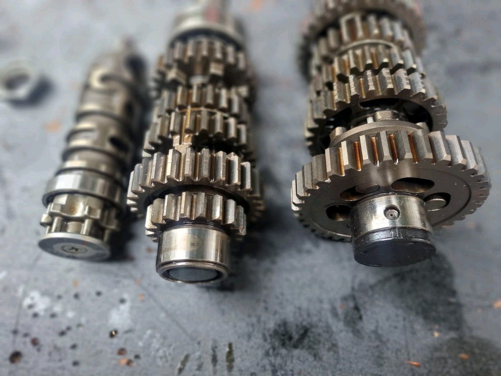 Kawasaki er500 gearbox