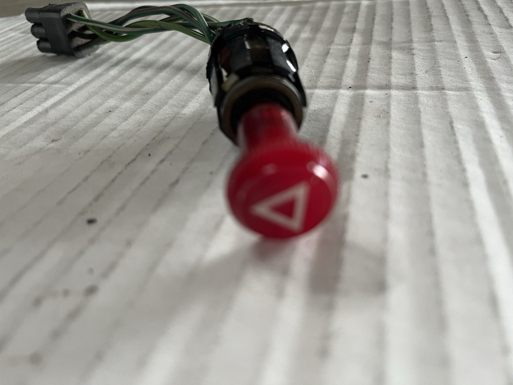 Triumph TR-6, Lucas Hazard Warning Pull Switch, 1973-76
