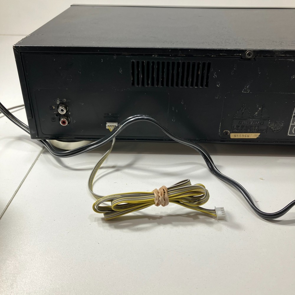 Fisher DAC-197 5 Disc CD Changer Tested Working Studio Standard READ AS-IS