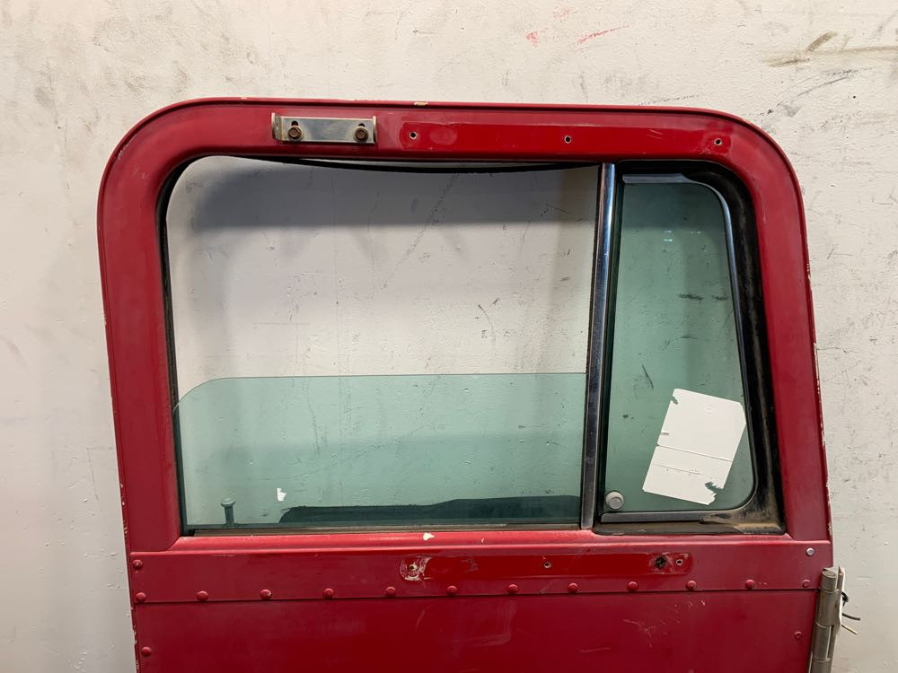 Peterbilt Door (606-13169)