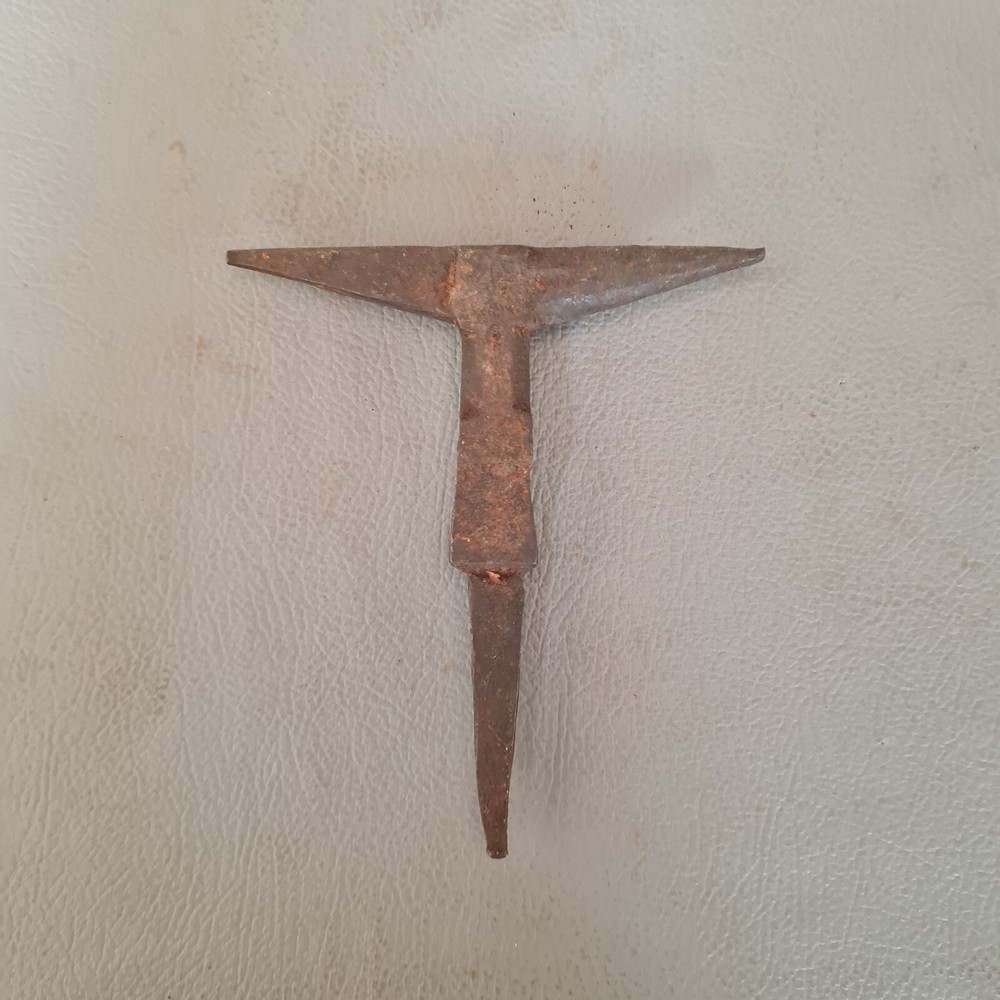 Rare original T-Shaped Iron Gunsmith Blacksmith silversmith Shaping Tool 4.5"