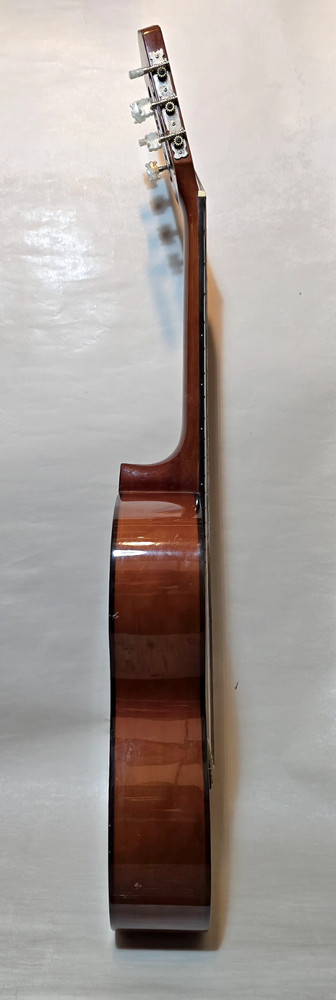 4/4 classical guitar