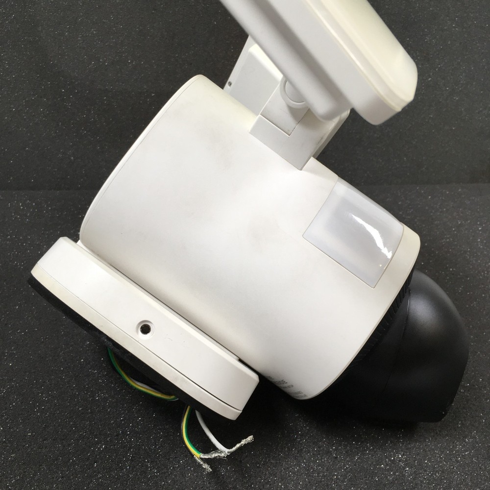 Eufy Floodlight Cam E340 Model T8425 - White