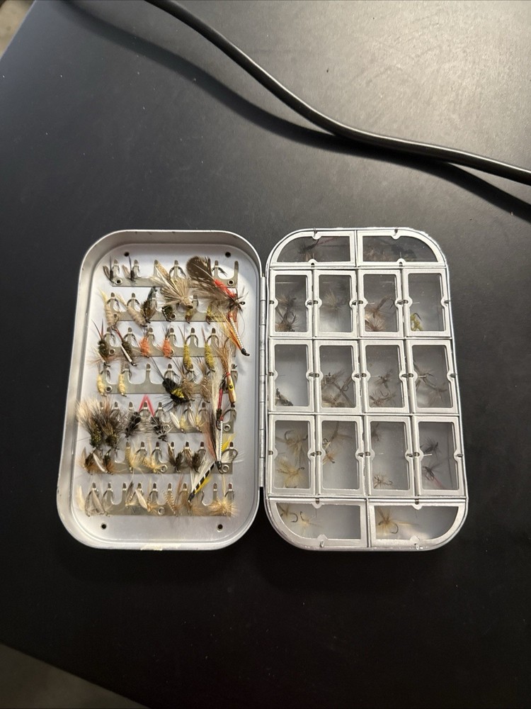 Richard Wheatley aluminum fly box,with Flies