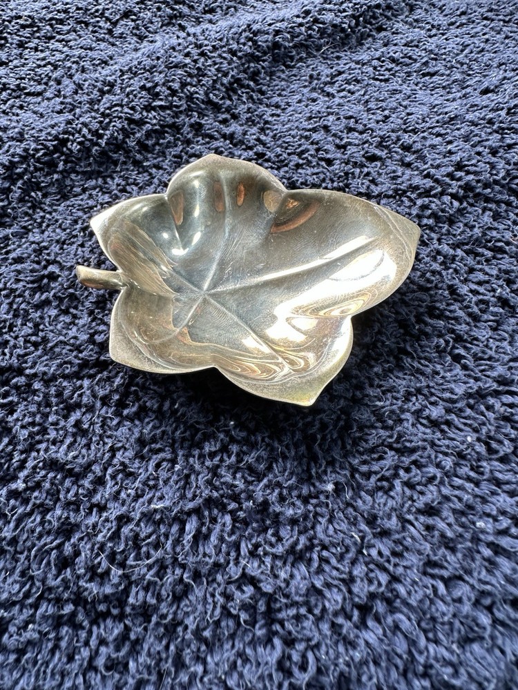 Tiffany & Co. Makers Sterling Silver Leaf Shape Trinket Nut Candy Dish Signed