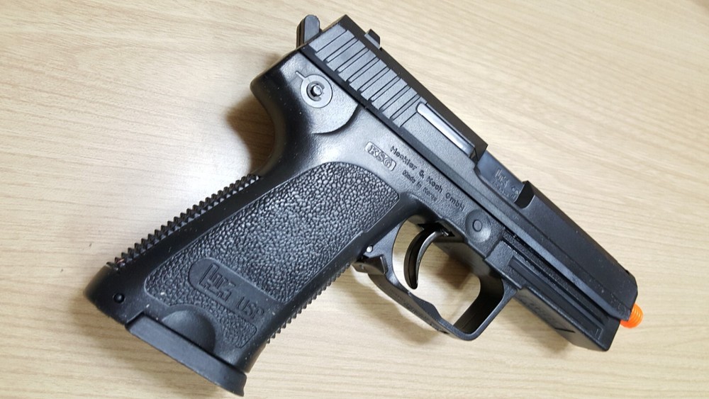 H&K USP with Silence Spring Powered 6mm BB Toy by Eagle Co.