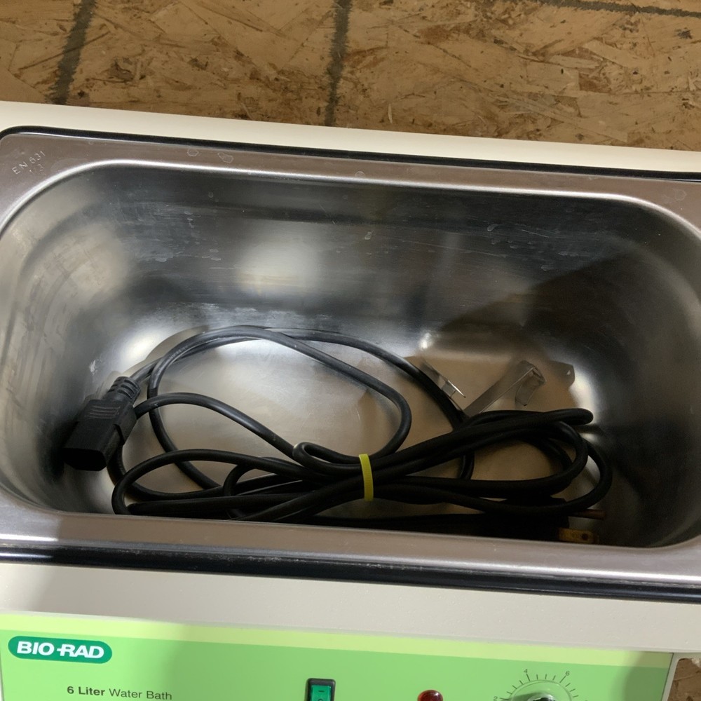 Bio-Rad 6 Liter Water Bath Working