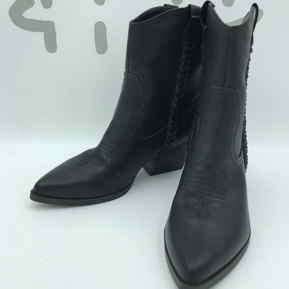DV Dolce Vita Women's Kellar Western Ankle Boot
