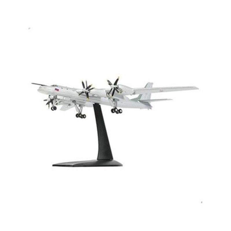 Model airplane Tu-95 Bear 1:200 metal bomber