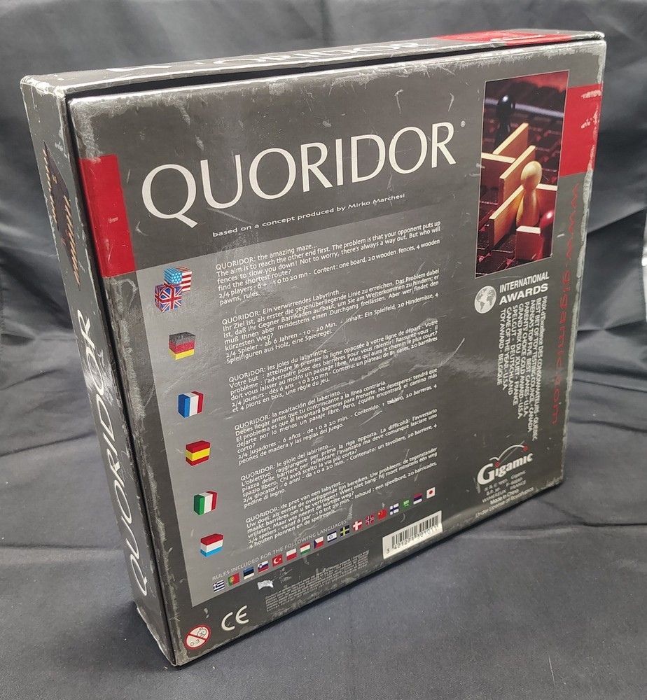 Quoridor board game from Gigamic -- 100% complete