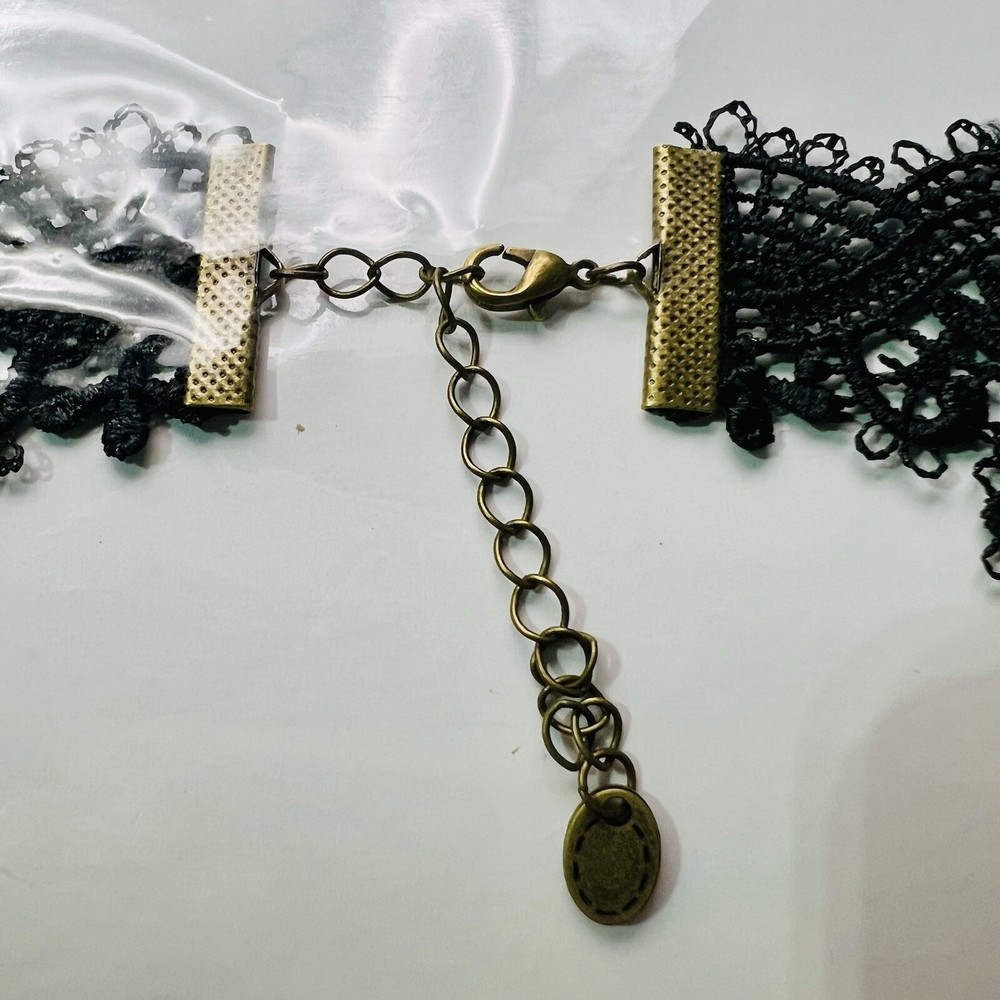 Witch Choker - Lace - Skull - Hand - Costume Accessory